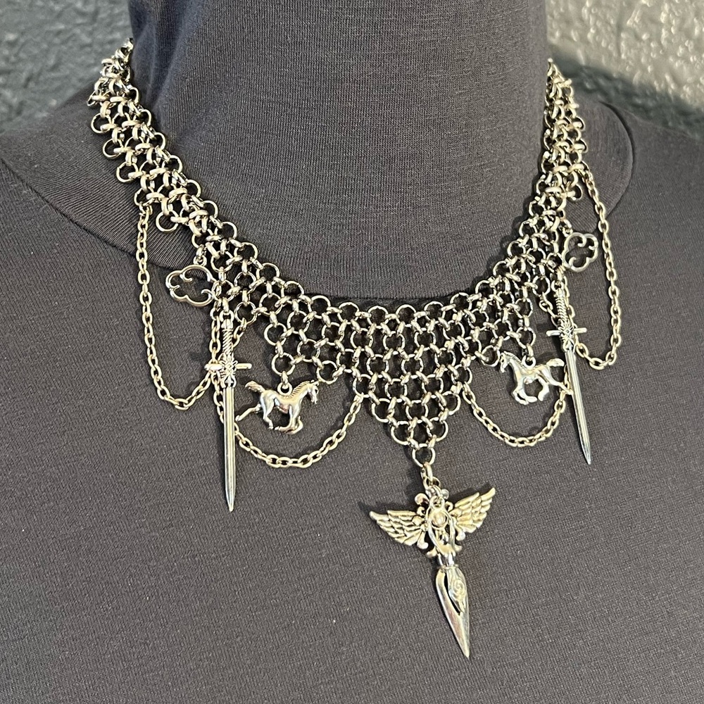 “Ride of the Valkyries #5" Handmade Gothic Warrior Silver Chainmail Bib Necklace - Picture 10 of 16